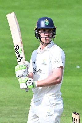 080926 - Glamorgan v Warwickshire - Rothesay County Championship - Ben Kellaway of Glamorgan batting