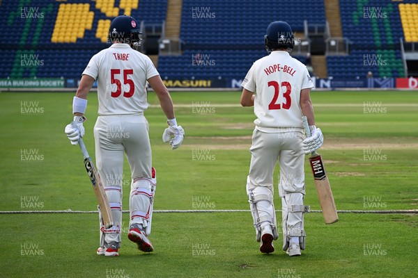 080926 - Glamorgan v Warwickshire - Rothesay County Championship - Asa Tribe of Glamorgan walks out with Jack Hope-Bell of Glamorgan for his first class debut