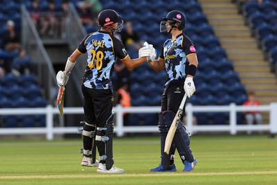 030726 - Glamorgan v Warwickshire Bears - Vitality Blast Men - Will Smale of Glamorgan hits 50