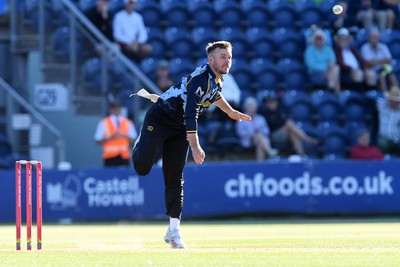 030726 - Glamorgan v Warwickshire Bears - Vitality Blast Men - Mason Crane of Glamorgan bowling