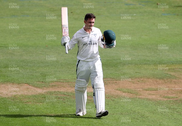 060922 - Glamorgan v Worcestershire - LV= County Championship, Division Two - Gareth Roderick of Worcestershire celebrates scoring a century