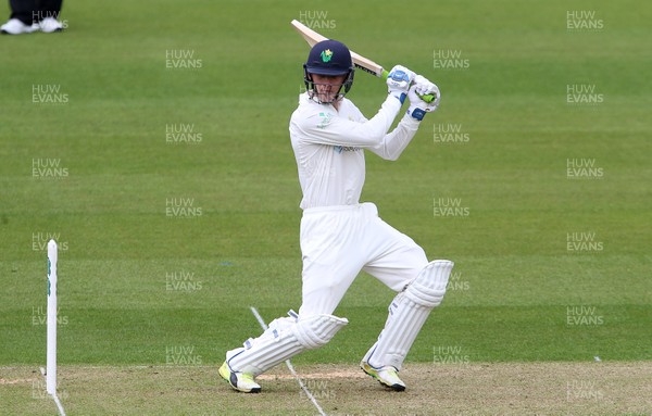 140417 - Glamorgan v Worcestershire - Specsavers County Championship Division Two - Nick Selman of Glamorgan batting