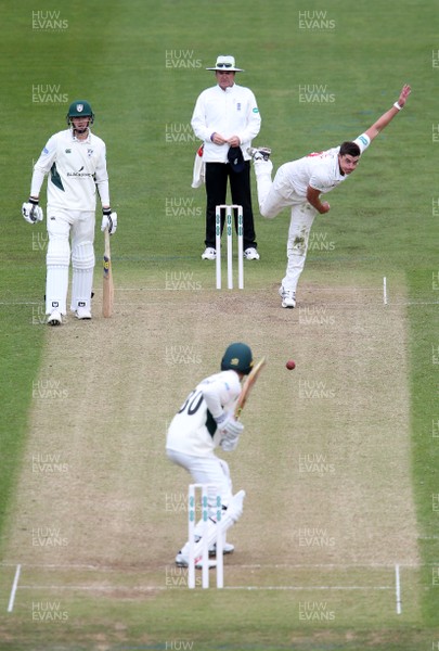 150417 - Glamorgan v Worcestershire - Specsavers County Championship Division Two - Marchant de Lange of Glamorgan bowling