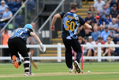 050726 - Glamorgan v Worcestershire Rapids - Vitality Blast Men - Jimmy Neesham of Glamorgan kicks the ball at the wicket in an attempt to get Matthew Waite of Worcestershire out