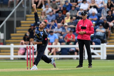 050726 - Glamorgan v Worcestershire Rapids - Vitality Blast Men - Mason Crane of Glamorgan bowling