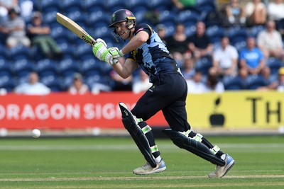050726 - Glamorgan v Worcestershire Rapids - Vitality Blast Men - Ben Kellaway of Glamorgan batting