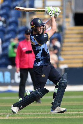 050726 - Glamorgan v Worcestershire Rapids - Vitality Blast Men - Ben Kellaway of Glamorgan batting