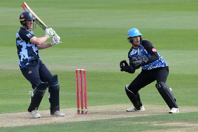 050726 - Glamorgan v Worcestershire Rapids - Vitality Blast Men - Ben Kellaway of Glamorgan batting
