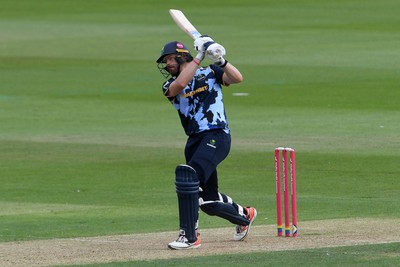 050726 - Glamorgan v Worcestershire Rapids - Vitality Blast Men - Nathan McAndrew of Glamorgan batting