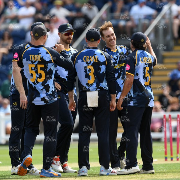 050726 - Glamorgan v Worcestershire Rapids - Vitality Blast Men - Ben Kellaway of Glamorgan bowls the ball to dismiss Isaac Mohammed of Worcestershire