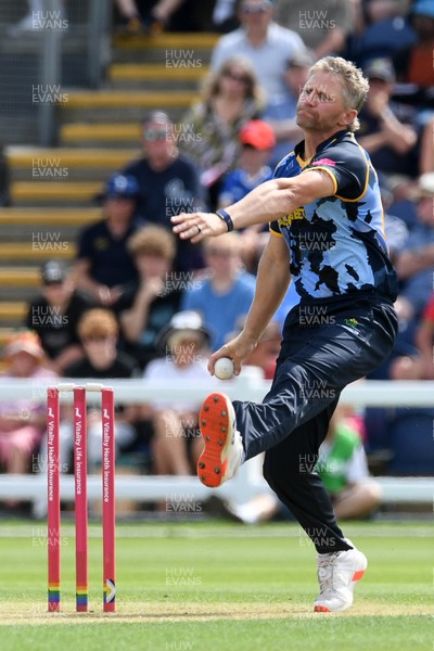 050726 - Glamorgan v Worcestershire Rapids - Vitality Blast Men - Timm Van Der Gugten of Glamorgan bowls the ball to dismiss Kashif Ali of Worcestershire