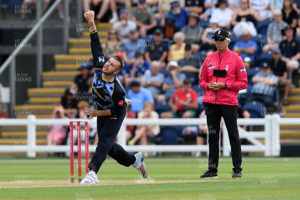 050726 - Glamorgan v Worcestershire Rapids - Vitality Blast Men - Mason Crane of Glamorgan bowling