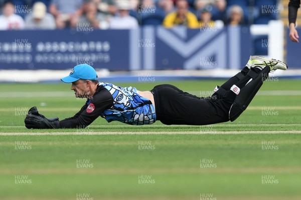 050726 - Glamorgan v Worcestershire Rapids - Vitality Blast Men - Gareth Roderick of Worcestershire catches the ball to dismiss Kiran Carlson of Glamorgan