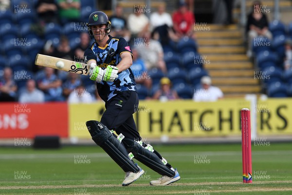 050726 - Glamorgan v Worcestershire Rapids - Vitality Blast Men - Ben Kellaway of Glamorgan batting