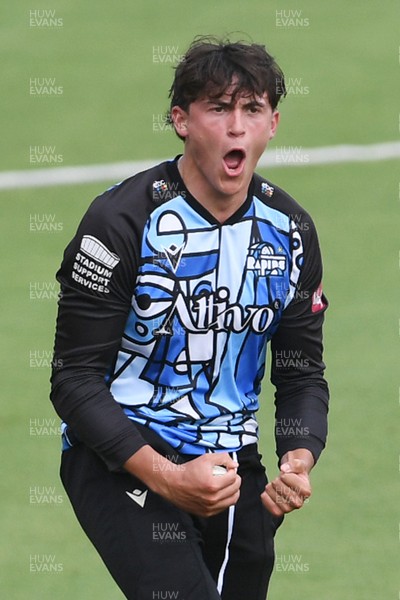 050726 - Glamorgan v Worcestershire Rapids - Vitality Blast Men - Dan Lategan of Worcestershire celebrates after he  catches the ball to dismiss Nathan McAndrew of Glamorgan
