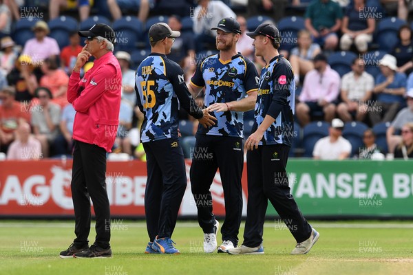 050726 - Glamorgan v Worcestershire Rapids - Vitality Blast Men - Jimmy Neesham of Glamorgan catches the ball to dismiss Matthew Waite of Worcestershire 