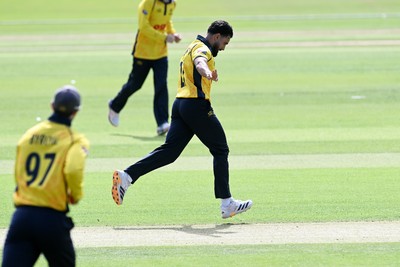 090826 - Glamorgan v Worcestershire Rapids - Metro Bank One Day Cup Men - Zain Ul Hassan of Glamorgan bowls the ball to dismiss Rehaan Edavalath of Worcestershire