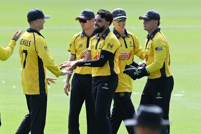 090826 - Glamorgan v Worcestershire Rapids - Metro Bank One Day Cup Men - Zain Ul Hassan of Glamorgan bowls the ball to dismiss Rehaan Edavalath of Worcestershire