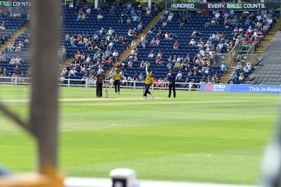 090826 - Glamorgan v Worcestershire Rapids - Metro Bank One Day Cup Men - Thomas Edwards of Glamorgan bowling