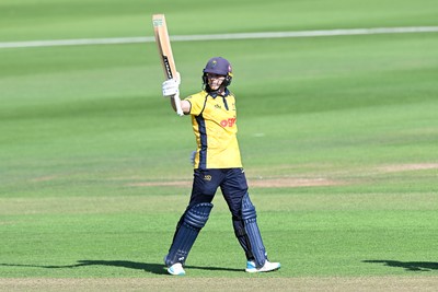 090826 - Glamorgan v Worcestershire Rapids - Metro Bank One Day Cup Men - Callum Nicholls of Glamorgan hits 50