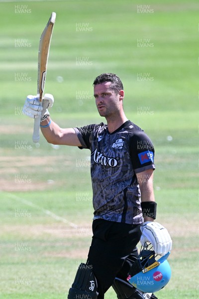 090826 - Glamorgan v Worcestershire Rapids - Metro Bank One Day Cup Men - Jake Libby of Worcestershire celebrates after getting his century