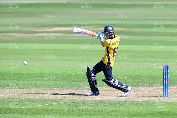 090826 - Glamorgan v Worcestershire Rapids - Metro Bank One Day Cup Men - Harry Wallace of Glamorgan batting