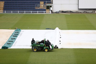 Glamorgan v Yorkshire 030426
