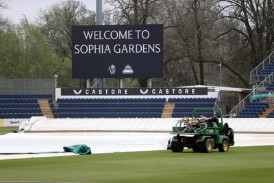 030426 - Glamorgan v Yorkshire - Rothesay County Championship Division One - Rain delays play at Sophia Gardens