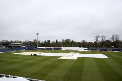 030426 - Glamorgan v Yorkshire - Rothesay County Championship Division One - Rain delays play at Sophia Gardens