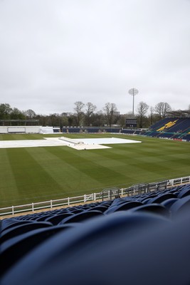 030426 - Glamorgan v Yorkshire - Rothesay County Championship Division One - Rain delays play at Sophia Gardens