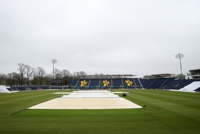 030426 - Glamorgan v Yorkshire - Rothesay County Championship Division One - Rain delays play at Sophia Gardens