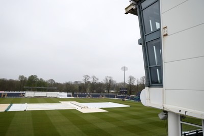 030426 - Glamorgan v Yorkshire - Rothesay County Championship Division One - Rain delays play at Sophia Gardens