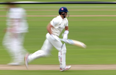 030426 - Glamorgan v Yorkshire - Rothesay County Championship Division One - Asa Tribe of Glamorgan batting