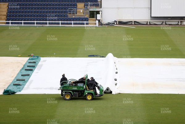 030426 - Glamorgan v Yorkshire - Rothesay County Championship Division One - Rain delays play at Sophia Gardens