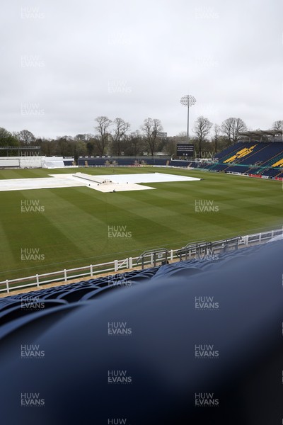 030426 - Glamorgan v Yorkshire - Rothesay County Championship Division One - Rain delays play at Sophia Gardens