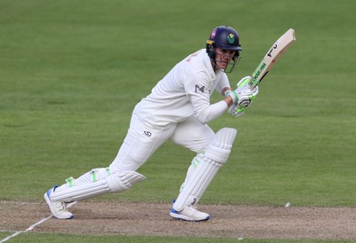 040426 - Glamorgan v Yorkshire - Rothesay County Championship Division One - Ben Kellaway of Glamorgan batting