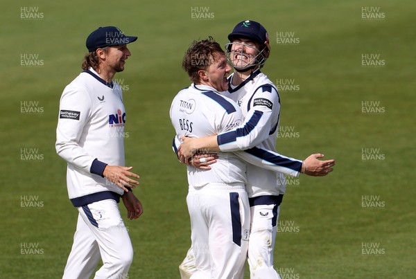 040426 - Glamorgan v Yorkshire - Rothesay County Championship Division One - Dom Bess of Yorkshire celebrates taking the wicket of Ben Kellaway