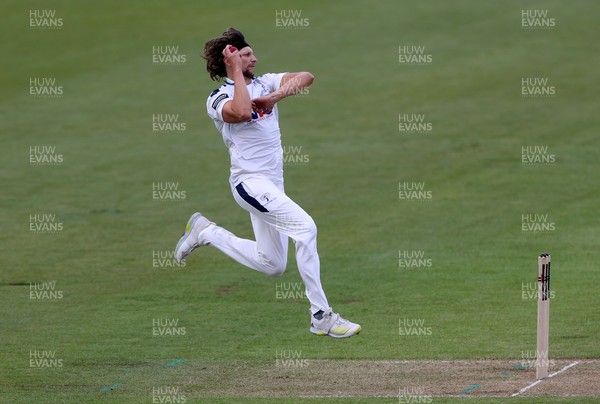 040426 - Glamorgan v Yorkshire - Rothesay County Championship Division One - Jack White of Yorkshire bowling