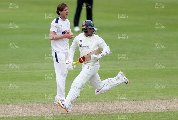 040426 - Glamorgan v Yorkshire - Rothesay County Championship Division One - Mason Crane of Glamorgan batting
