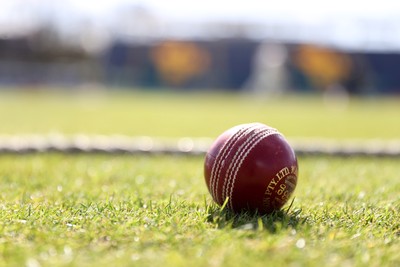 050426 - Glamorgan v Yorkshire - Rothesay County Championship Division One - Red ball on the boundary