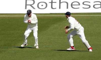 050426 - Glamorgan v Yorkshire - Rothesay County Championship Division One - Colin Ingram of Glamorgan catches the ball to dismiss Adam Lyth of Yorkshire