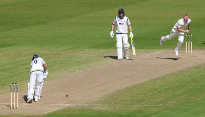 060426 - Glamorgan v Yorkshire, Rothesay County Championship, Division One - Timm van der Gugten of Glamorgan bowls to Adam Lyth of Yorkshire