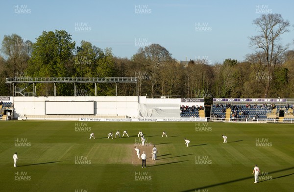 060426 - Glamorgan v Yorkshire, Rothesay County Championship, Division One - A general view of play in the final overs of the match