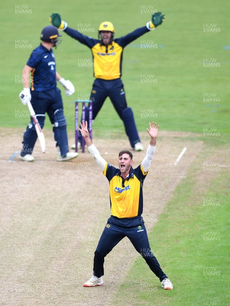 120821 - Glamorgan v Yorkshire - Royal London Cup - Steven Reingold of Glamorgan appeals to the umpire