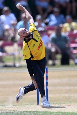 240726 - Glamorgan v Yorkshire - Metro Bank One Day Cup Men - Jamie Mcilroy of Glamorgan bowling