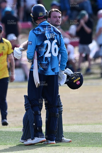 240726 - Glamorgan v Yorkshire - Metro Bank One Day Cup Men - Yorkshire celebrate the win at the end of the match