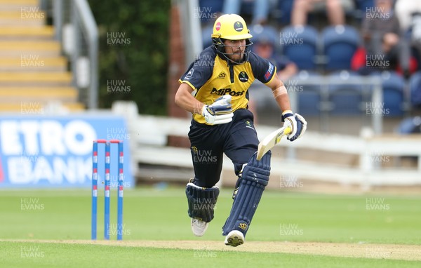 140824 - Glamorgan v Yorkshire Vikings, Metro Bank One Day Cup - Kiran Carlson of Glamorgan  plays a shot