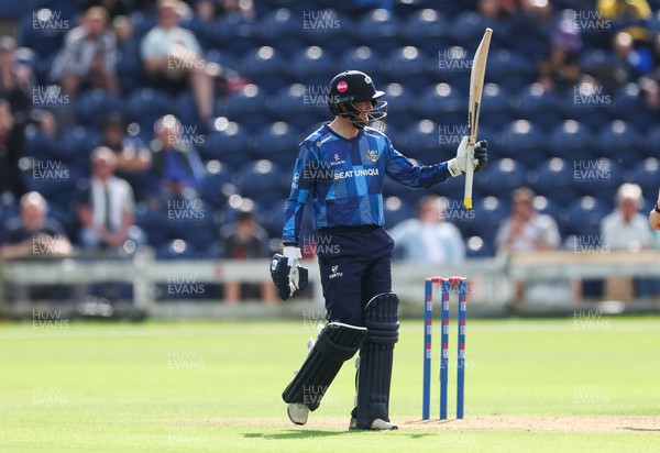 140824 - Glamorgan v Yorkshire Vikings, Metro Bank One Day Cup - Jonathan Tattersall of Yorkshire Vikings acknowledges his 50