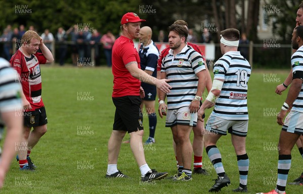 180519 - Glamorgan Wanderers v Brecon RFC - WRU Championship Play off - Brecon Head Coach Andy Powell shakes Glamorgan Wanderers players hands after time is called on the game