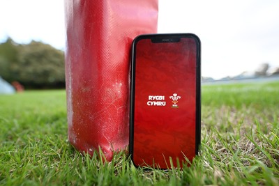 040926 - Glamorgan Wanderers v Mountain Ash - Championship East - Picture shows the new Rygbi Cymru app in action after launch at the Memorial Ground, home of Glamorgan Wanderers in Cardiff, Wales